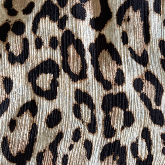 Loft Leopard print blouse SP - Picture 10 of 10